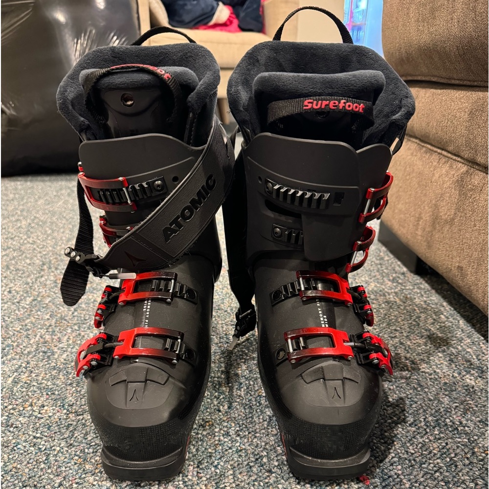 Surefoot men’s ski boots size 25.5 100 mm wide last.